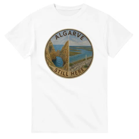 Painted, panelled scenic illustration for Algarve, with paired local scenes and the place name in lettering.